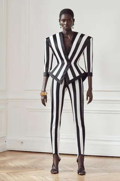 Look 1